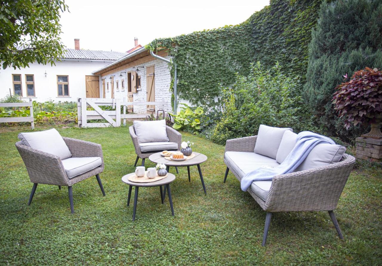 Cozy Airport Lägenhet Vecsés Exteriör bild